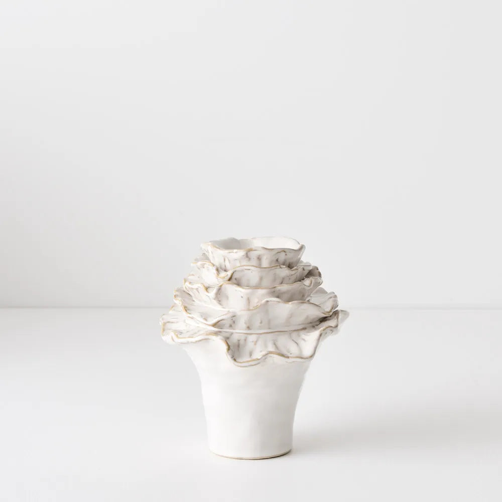 Claudia Vase