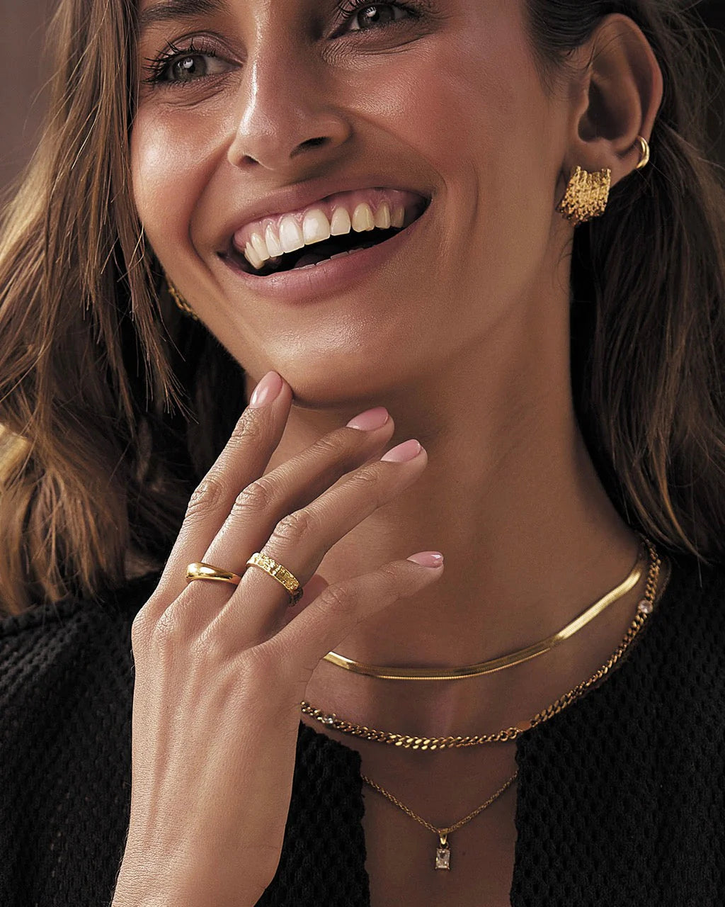 Eros Gold Textured Ring Medium